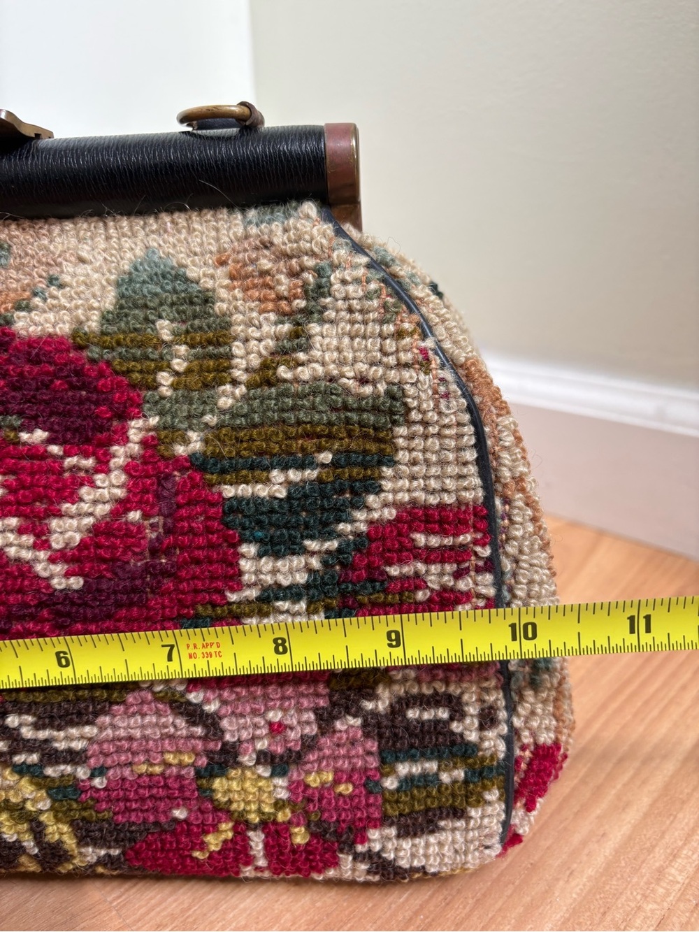 Vintage Floral Tapestry Top-Handle Bag - Picture 9 of 11